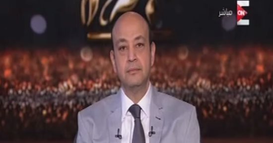 عمرو أديب: حلق الذقون وخلع النقاب بالموصل يؤكد أن التدين ليس بالإجبار