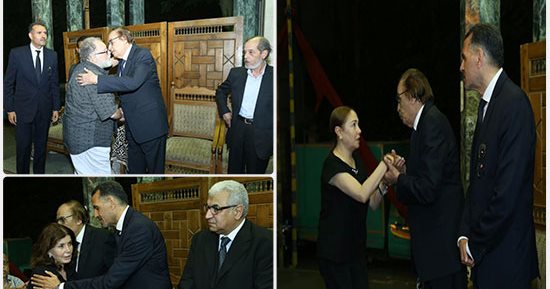  نجوم الفن والسياسة فى عزاء زوجة عزت العلايلى