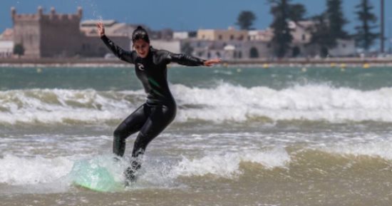 بالفيديو والصور.. شاهد كيف قضت نجمة بوليود كاترينا كييف إجازتها بالمغرب