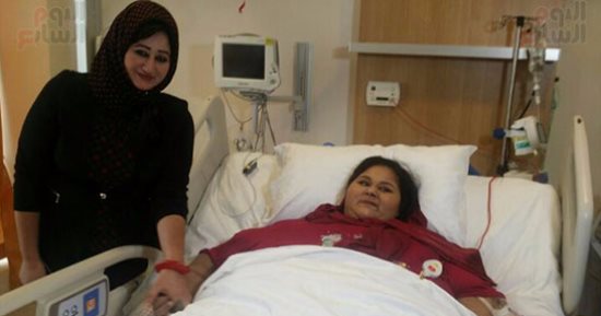  مسؤل تغذية أسمن امرأة بالعالم: تتناول 4 وجبات.. وسيصل وزنها لـ100 كيلو