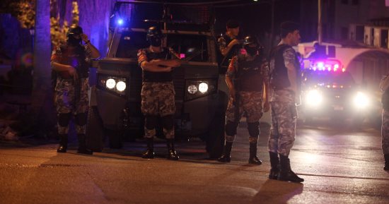 الأمن العام الأردنى يواصل التحقيقات فى حادث إطلاق نار بالسفارة الإسرائيلية
