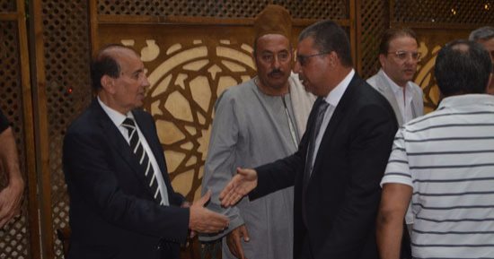بالصور.. نجوم الفن والإعلام فى عزاء عمرو سمير بمسجد الحامدية الشاذلية