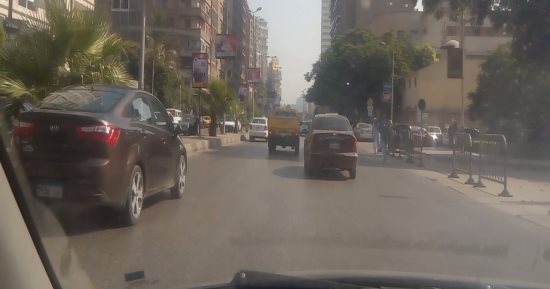 النشرة المرورية.. تباطؤ حركة السيارات بطريق إسكندرية الزراعى والدائرى  