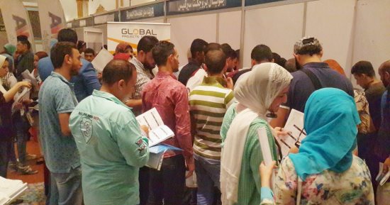 برواتب تصل لـ 50 ألف جنيه.. القوى العاملة تتلقى طلبات 425 فرصة عمل بالخليج