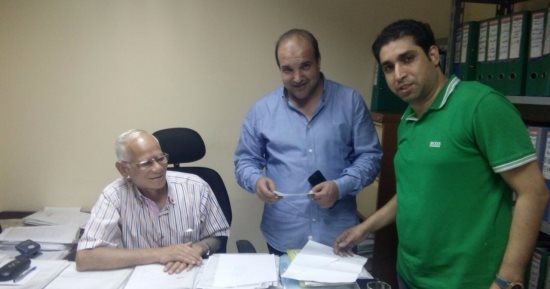 بالصور.. المقاصة يتسلم شيكات صفقة داوودا من الزمالك