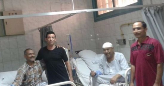 سعد الصغير معلقا خلال زيارته مركز الكلى بشبرا الخيمة: الواحد فى نعمة بجد