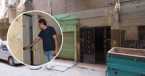 "اليوم السابع" داخل وكر 4 عناصر إرهابية بعد ضبطهم ببولاق الدكرور.. المتهمون مشتبه بهم فى الهجوم على سيارة شرطة البدرشين.. الأمن يداهم الشقة ويعثر على 4 بنادق وذخيرة