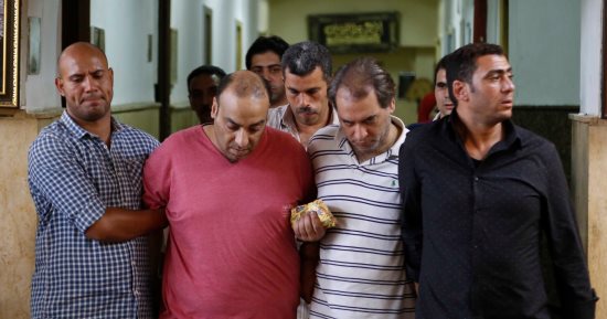 حبس عصابة الدكتور 12 سنة بتهمة سرقة 80 مليون جنيه من شقق بمدينة نصر