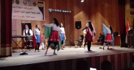 بالفنون الشعبية.. ثقافة المنيا تشارك التربية والتعليم أنشطتها