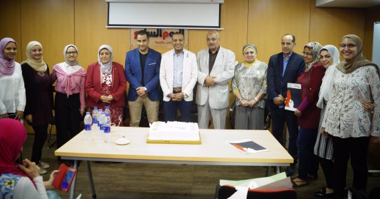 بالصور.. نواب البرلمان يكرمون طلاب أكاديمية "اليوم السابع" فى حفل تخرجهم