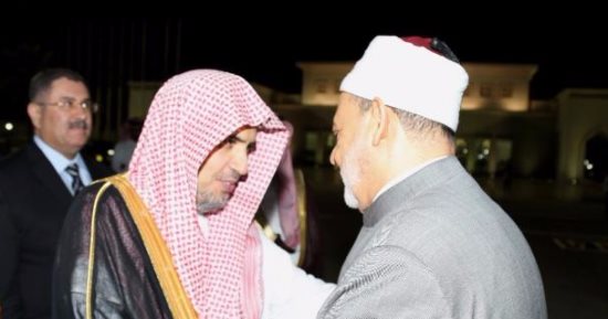 شيخ الأزهر يستقبل الأمين العام لرابطة العالم الإسلامى 