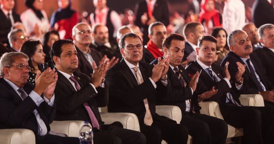 "ليلة فى دعم الرئيس".. "المصريين الأحرار" فى احتفالية كبرى بحضور نوابه ووزيرى التنمية المحلية.. و"المالية" للسيسى: اخترناك لأنك القائد.. وعصام خليل: كوريا الجنوبية اتبعت نفس الإجراءات الاقتصادية فى مصر