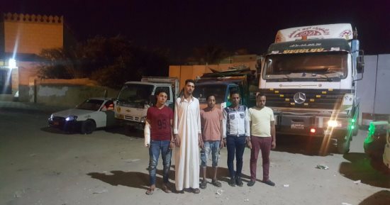 بالصور.. ضبط تشكيل عصابى بالسويس تخصص فى سرقة السيارات النقل المحملة بـ "الحديد"