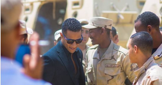 شاهد.. محمد رمضان وسط أبطال القوات المسلحة