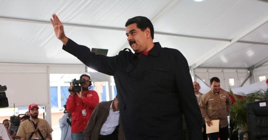 إسبانيا تدين اعتقال 3 صحفيين فى فنزويلا