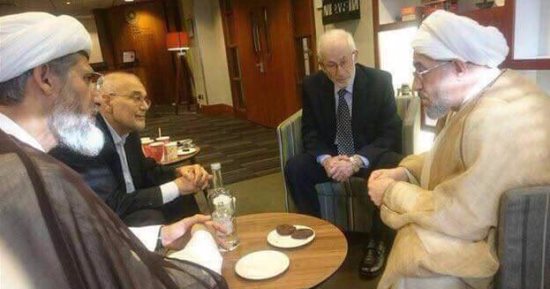انتهازية الإخوان عابرة للحدود والمذاهب.. أمين التنظيم الدولى يلتقى مستشار مرشد الثورة الإيرانية بطهران.. مراقبون: طلبوا تدريب مليشيات إخوانية على غرار الحرس الثورى.. وخلافهم المذهبى صورى واللقاء تم برعاية قطر