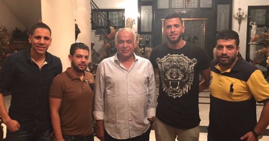 بالصور.. عمرو طارق يوقع 3 مواسم لسموحة بعد رحيله عن إنبى