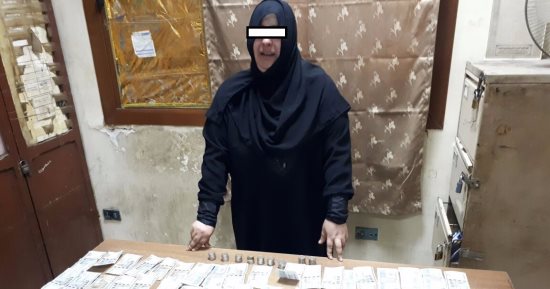 أجهزة الأمن تضبط متسولة تجمع 19 ألف جنيه شهريا بحدائق الزيتون