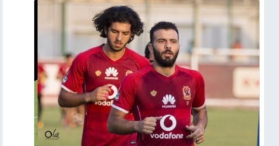 مفاجأة.. عمرو بركات فى معسكر الأهلى لمواجهة المصرى رغم إعلان استبعاده