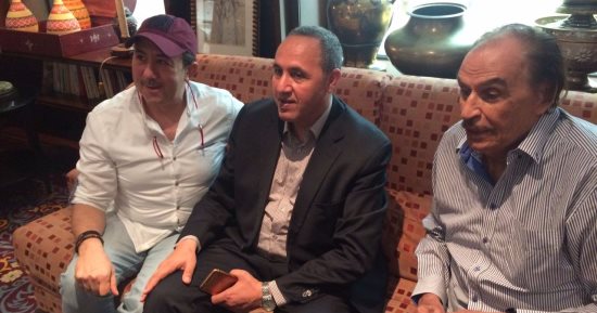 وزير الثقافة الجزائرى يلتقى بالفنان عزت العلايلى وفنانين عرب