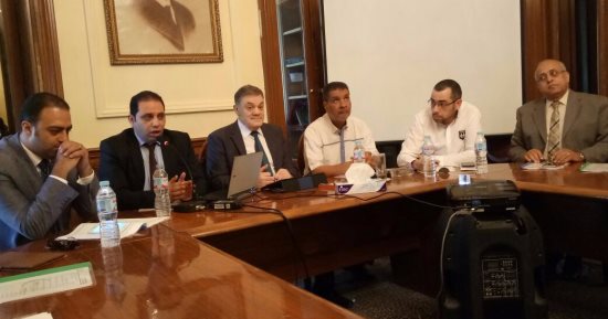 بدء اجتماع مصغر لقيادات حزب الوفد.. وتأكيدات بترشح السيد البدوى للرئاسة