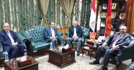 بالصور.. محافظ بورسعيد يستقبل رئيس مصلحة الجمارك  
