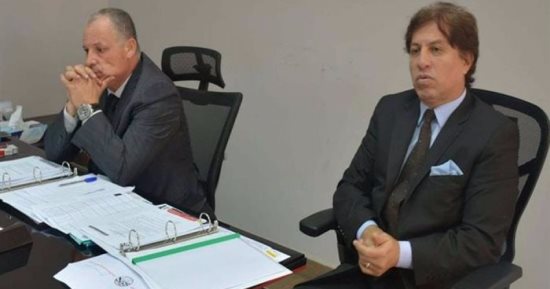 أبو ريدة وثروت سويلم يقدمان العزاء فى شقيق الفنان أحمد بدير