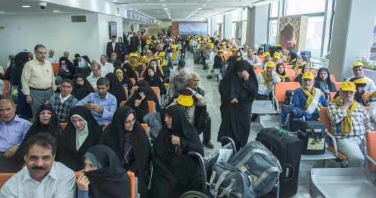 بالصور.. الحجاج الإيرانيين يصلون مطار الإمام الخمينى متجهين إلى السعودية