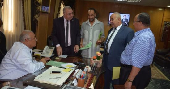 محافظ الوادى الجديد يعتمد نتيجة الدور الثانى للشهادتين الإبتدائية و الإعدادية