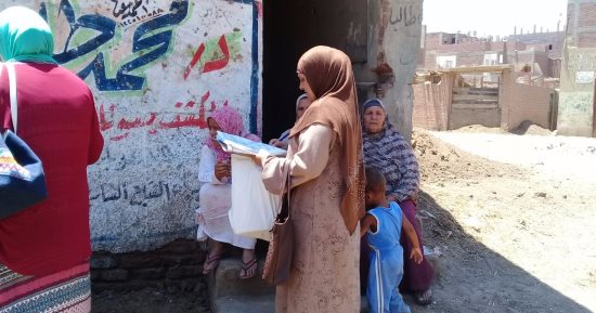 قومى المراة بالمنوفية : تجميع 10آلاف إستمارة بحملة طرق الابواب ببركة السبع