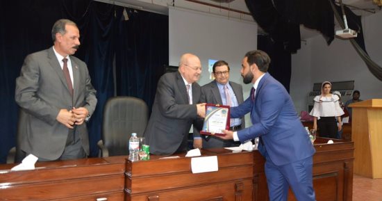 رئيس جامعة الزقازيق يشارك فى حفل تخريج دفعة 2017 من قسم هندسة الإنشاءات