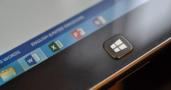 تقنية جديدة من مايكروسوفت تتيح لـ Word نطق النصوص للمصابين بعسر القراءة