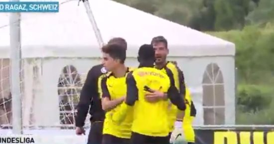 على طريقة نيمار.. عثمان ديمبلى يتشاجر مع زميله فى تدريبات دورتموند 