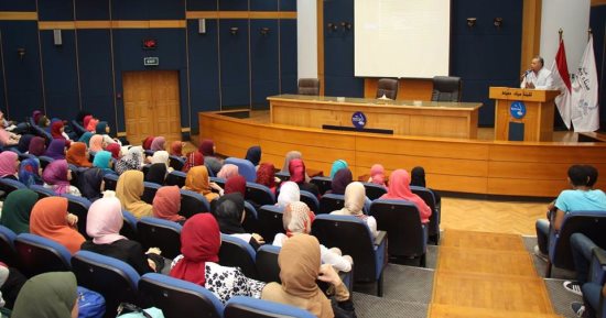بالصور ..ميناء دمياط يستقبل 400 طالب للتدريب خلال إجازة الصيف