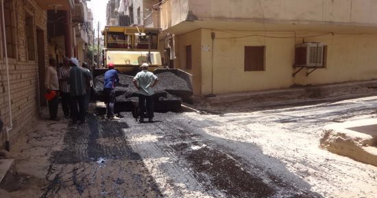 بالصور.. الطرق والكبارى بالأقصر: رصف شوارع إسنا والمدينة بـ280 مليون جنيه
