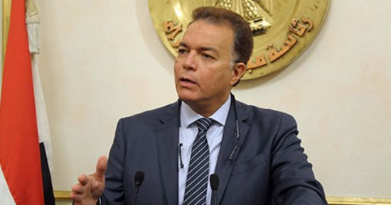 الحكومة توافق على قرض البنك الأوروبى لشراء 100 جرار سكة حديد