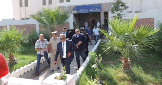 بالصور.. مدير أمن البحيرة يتفقد الخدمات الأمنية بوادي النطرون 