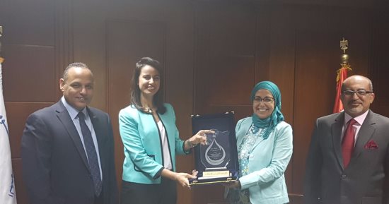 المعهد القومى للاتصالات يكرم النائبة ماريان عازر