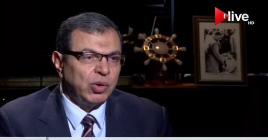 القوى العاملة توجه بإنشاء 51 فصلا لمحو أمية عمال المنشآت الصناعية بالشرقية