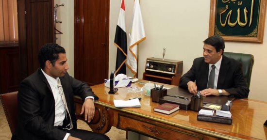 أحمد زكى عابدين من وزير التنمية المحلية لرئيس العاصمة الإدارية.. تولى مناصب عديدة فى فترة قصيرة.. عارض "أخونة المحافظات" داخل حكومة هشام قنديل.. وتبنى تطبيق اللامركزية وعقد لقاءات جماهيرية أسبوعية مع المحافظين