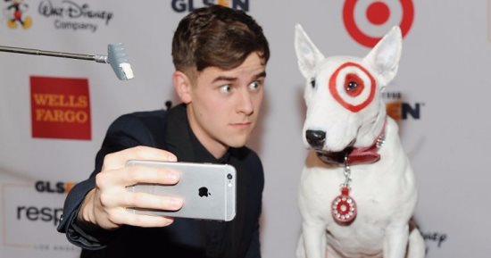 آيفون 8 سيأتى مع وضع pet mode لالتقاط صور سيلفى مناسبة مع كلبك
