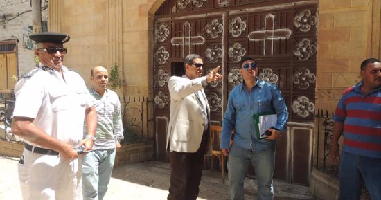 بالصور.. مدير أمن الأقصر يتفقد الخدمات الأمنية حول الكنائس بوسط المدينة