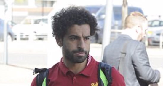 بالصور.. محمد صلاح يطير إلى "دبلن" مع ليفربول لمواجهة بلباو