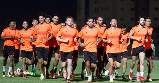 كواليس اجتماع رئيس المقاصة ومؤمن سليمان فى أول مران مع اللاعبين