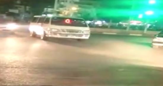 لغز فيديو السير عكس الاتجاه بالبحيرة.. الأمن يضبط السائق المتهور