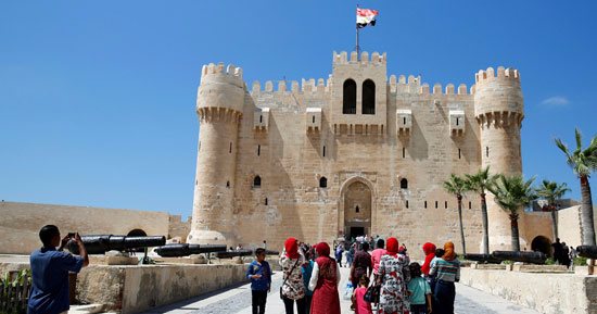 محافظ الإسكندرية: قلعة قايتباى متاحة للجميع.. وأوقفنا إجراءات الطرح للاستثمار