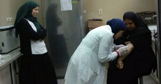 إجراء المسح الفيروسى على العاملين و المرضى بمستشفى التأمين الصحى ببنى سويف