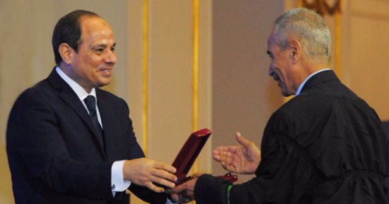 السيسي: يجب أن يتبوأ العلم مكانته فى بلادنا ويصبح على قمة هرم أولوياتنا
