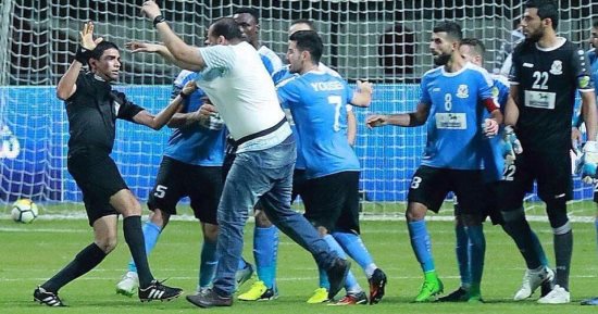 غرامة 10 آلاف دولار وإيقاف لاعبى الفيصلى عقوبة شغب نهائى البطولة العربية