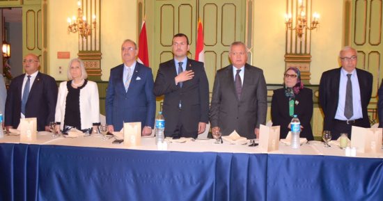 بالصور.."صالون الحضارات" العراقى يختتم موسمه الأول ويحتفل بتحرير الموصل